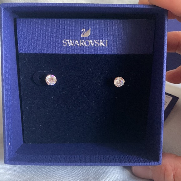 Brand new Swarovski earrings - Picture 4 of 4